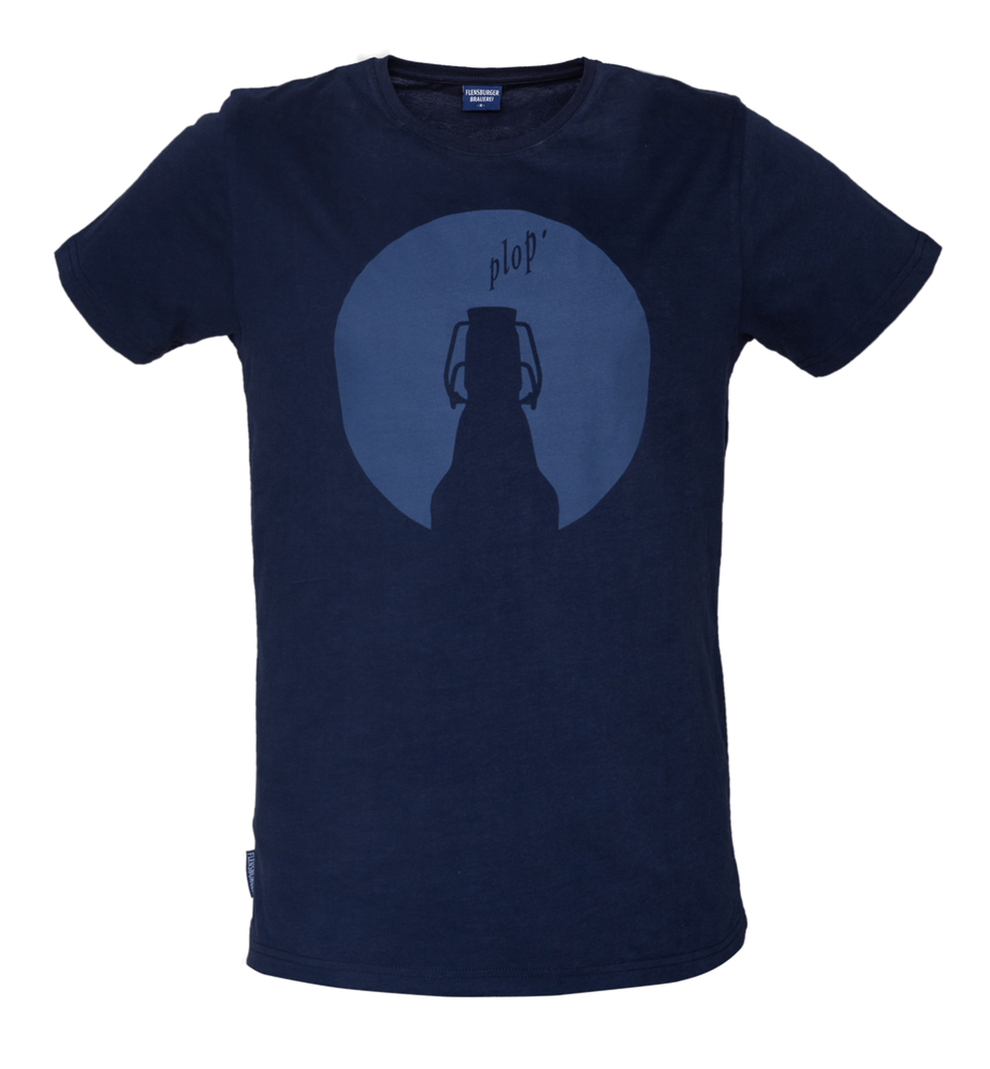 Dunkelblaues T-Shirt mit rundem Ausschnitt zeigt eine Flaschen-Silhouette vor blauem Kreis. Darüber steht der Text „plop'“ in schwarzen Buchstaben.