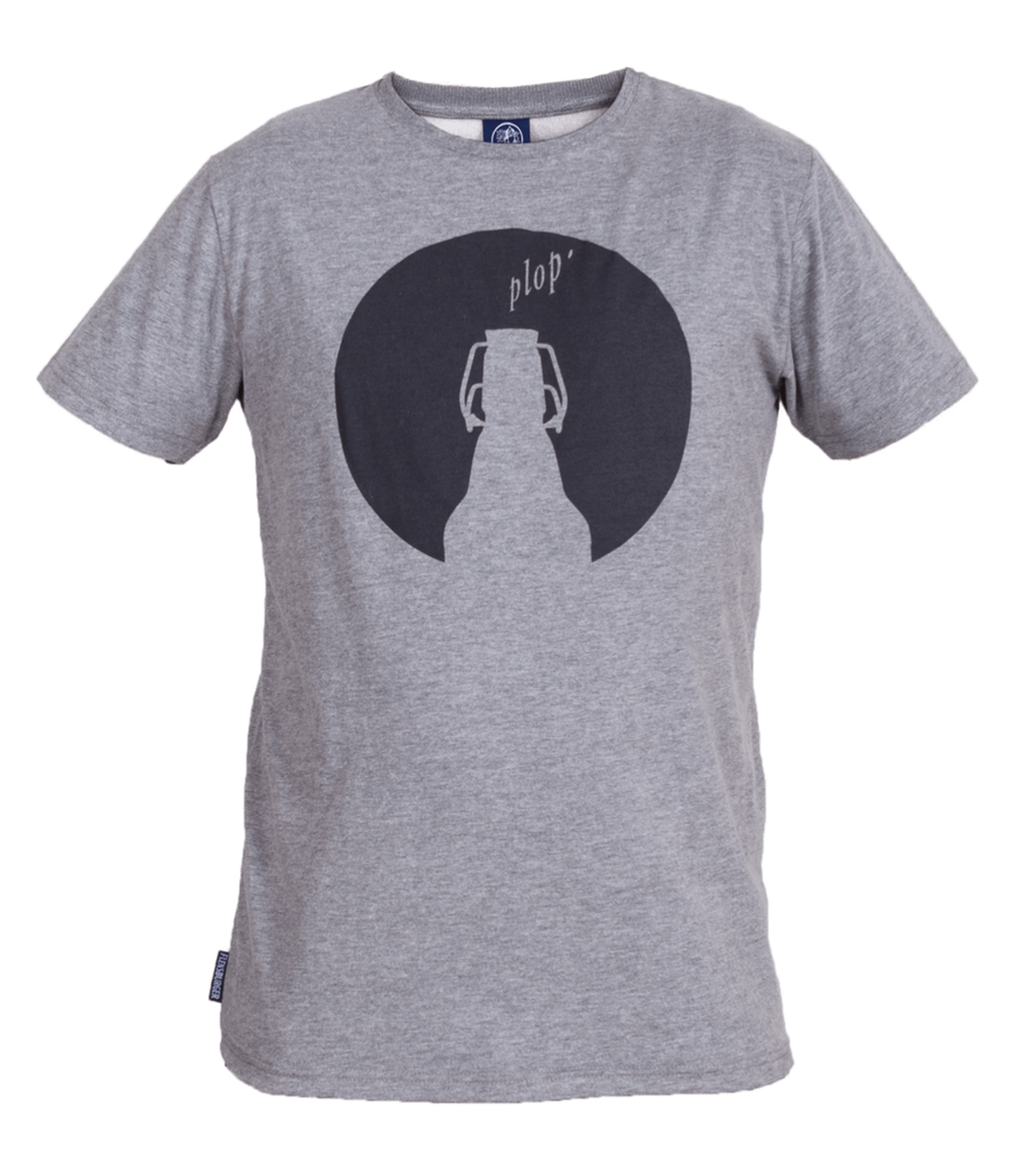 Graues T-Shirt zeigt eine stilisierte Flasche mit Bügelverschluss in dunklem Kreis. Über der Flasche steht der Schriftzug "plop'".